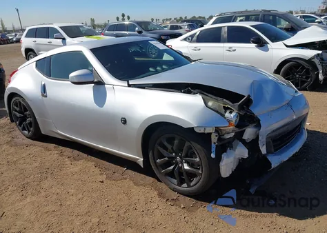 2019 Nissan 370Z z USA, uszkodzony, nr VIN JN1AZ4EHXKM422081